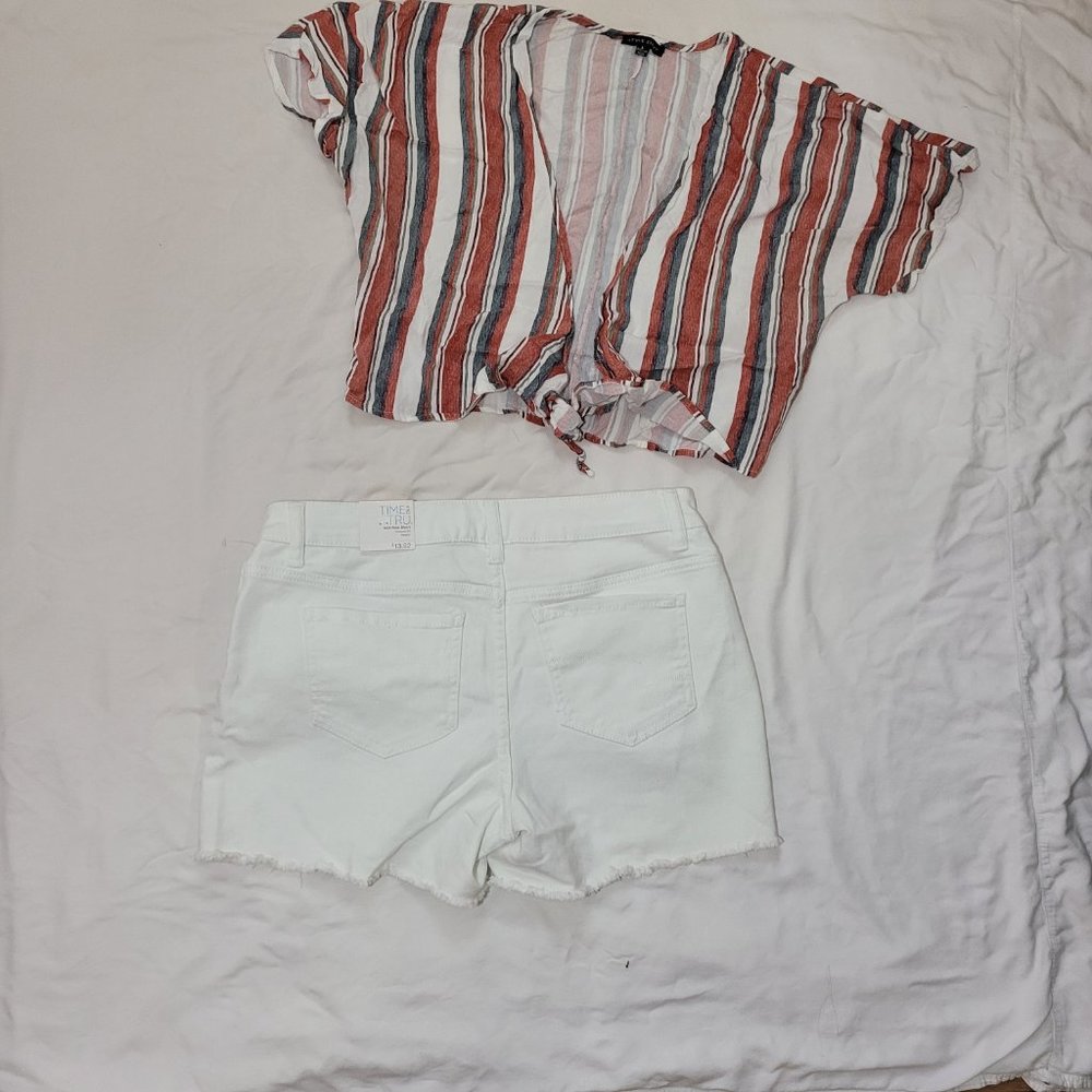 Crop Top - Picture 2 of 5